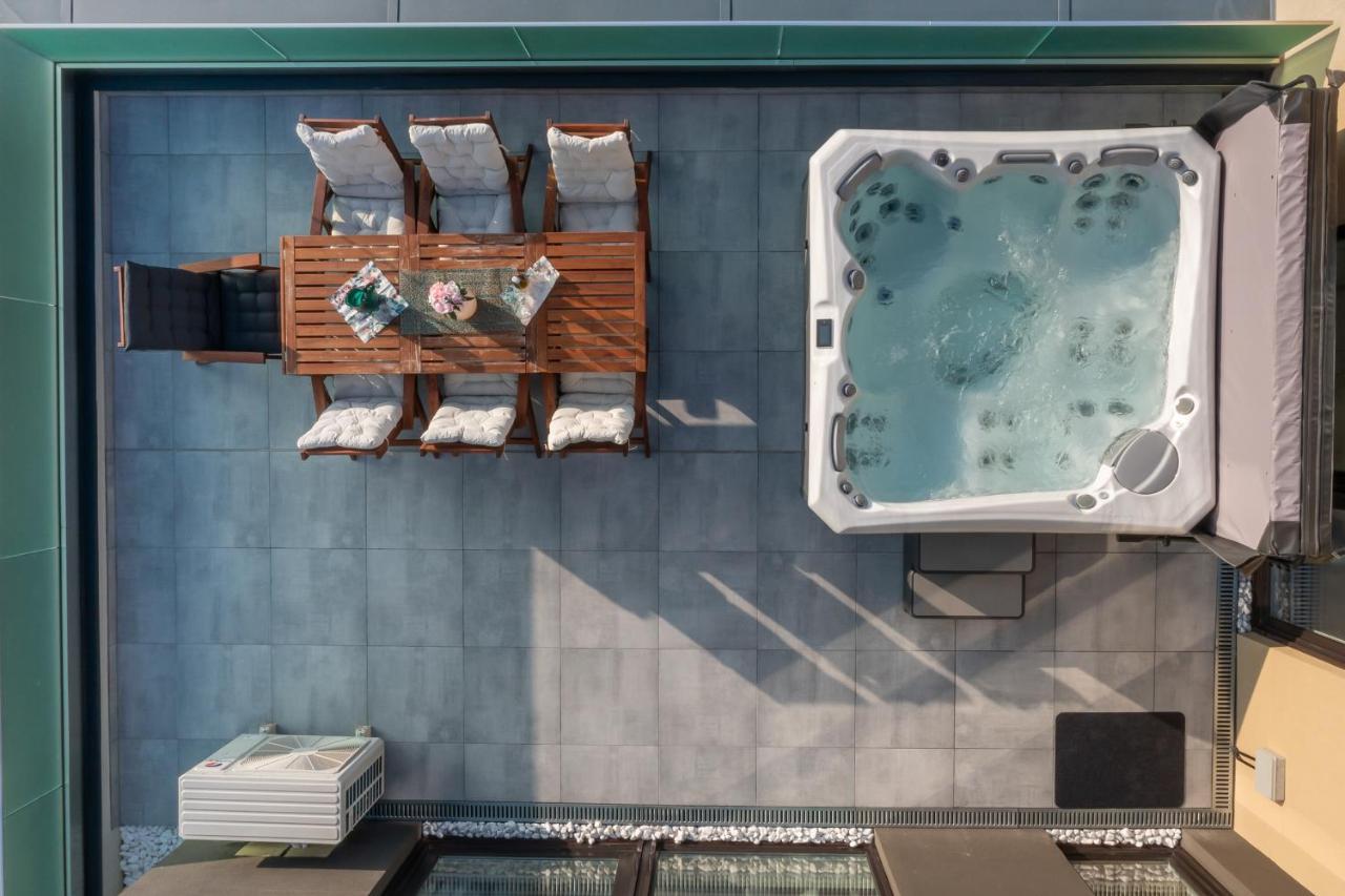 Apartmán Centropolitan Penthouse #jacuzzi #freeparking *